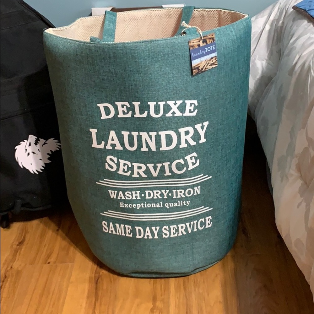 Laundry tote